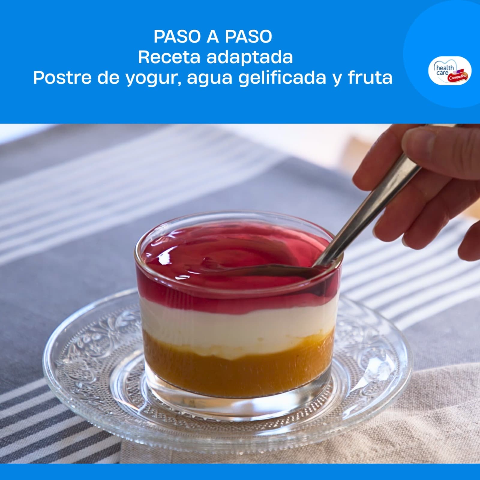 Postre de yogur, agua gelificada y fruta