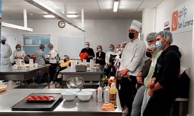 Taller de “Humanismo Gastronómico y disfagia” en la Escuela de Hoteleria de Huesca